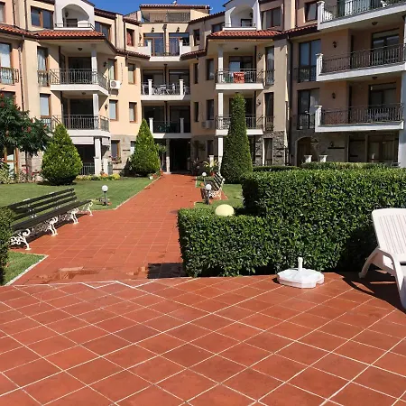 Platinium Apart ***** Arkadia/cacaobeach סאני ביץ'